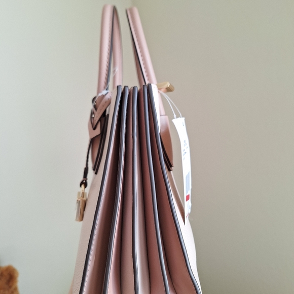 Michael Kors Mercer Median Accordion Messenger Tote  New Without Shoulde… - Picture 5 of 9